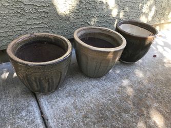 3 good quality glazed flower pots
