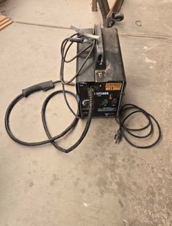 Chicago Electric Flux Welder Machine