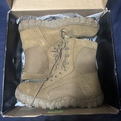 Men’s Boots