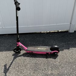 Razor E90 Electric Scooter