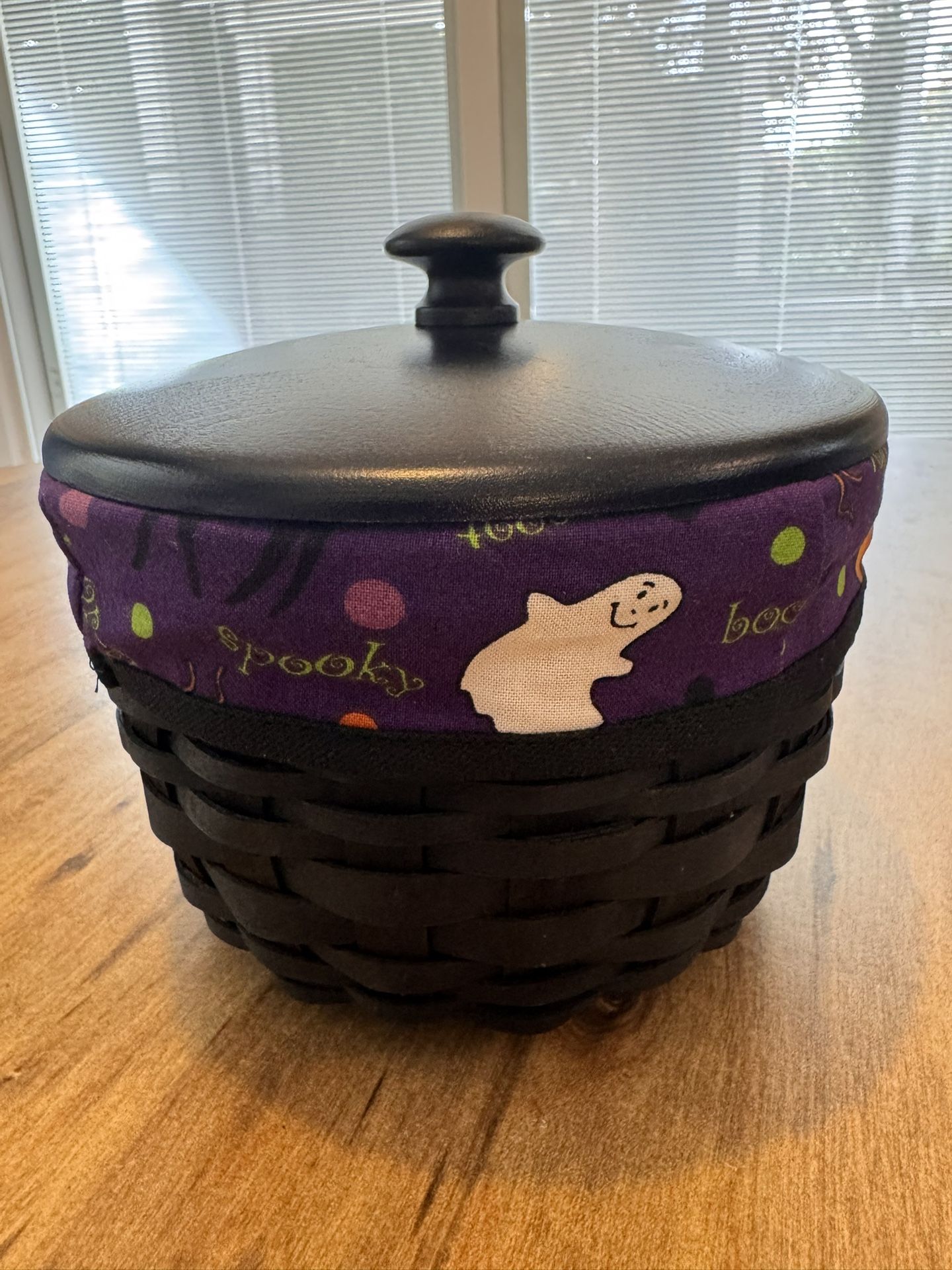Longaberger Halloween basket (small)
