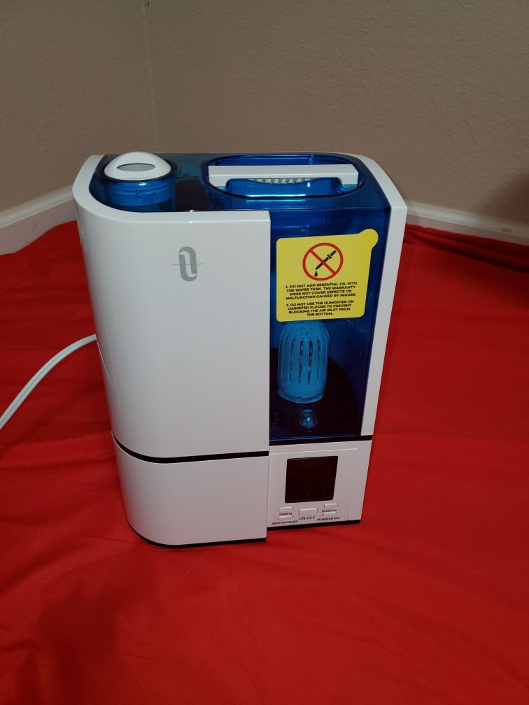 4L Humidifier, Cool Mist Ultrasonic Quiet Operation NEW ½ PRICE