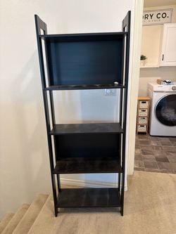 Black 5-Tier Ladder Bookshelf