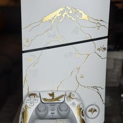 PlayStation 5 Slim โ Ghost of Yotei Gold Limited Edition Bundle