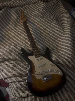Sunburst Electric Guitar Stratocaster Style