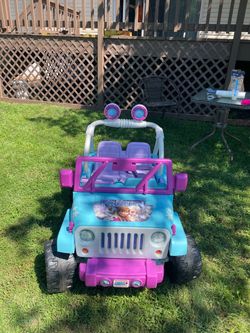 Power Wheels Frozen Jeep