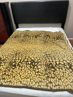 Queen size bed frame