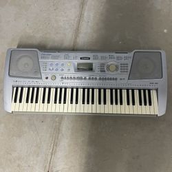 Yamaha PSR-290 Touch Sensitive 61 Key Piano Keyboard