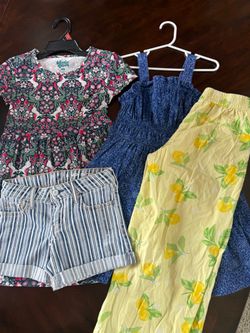 Girl’s Clothing size 6/7