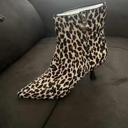 Kate Spade Adele booties leopard Brand New!