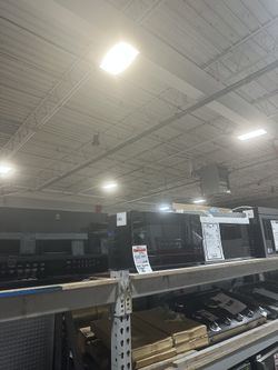 Microwaves for sale new in condition