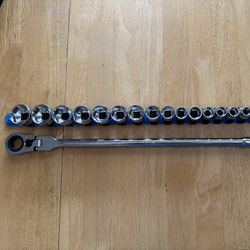 Matco 19 PIECE 3/8" AND 17MM DUAL DRIVE METRIC 6 POINT LOW PROFILE NANO SOCKET SET