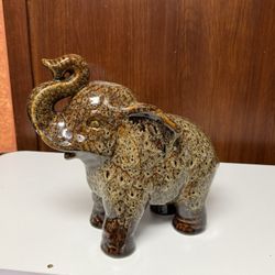 Unique mottled glaze pattern Ceramic Elephant Figurine