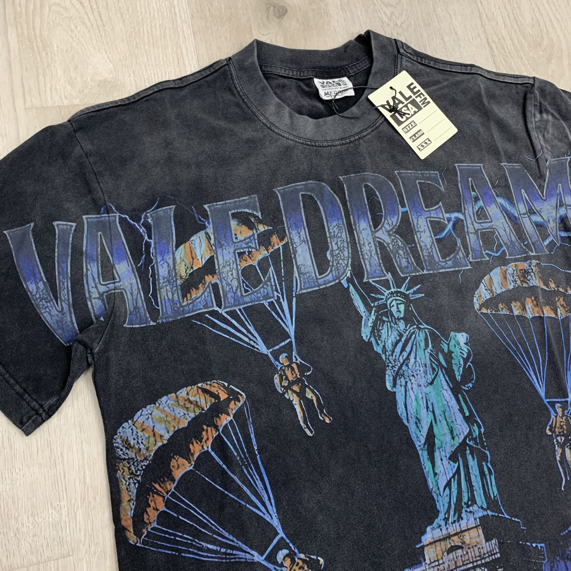Vale dreams T-shirt