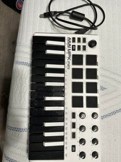 Akai MPK mini MK3 Beat Maker
