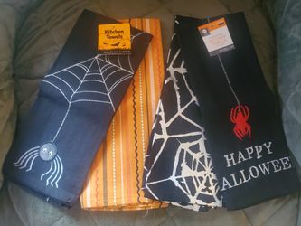 Brand new kitchen towels Halloween themed Set of 2