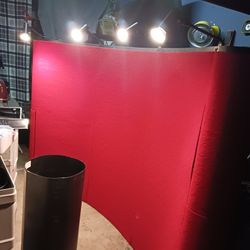 POP UP DISPLAY FOR BANNERS