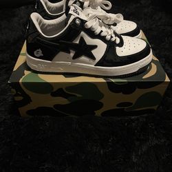 Black and White Bape Sta Sneaker 