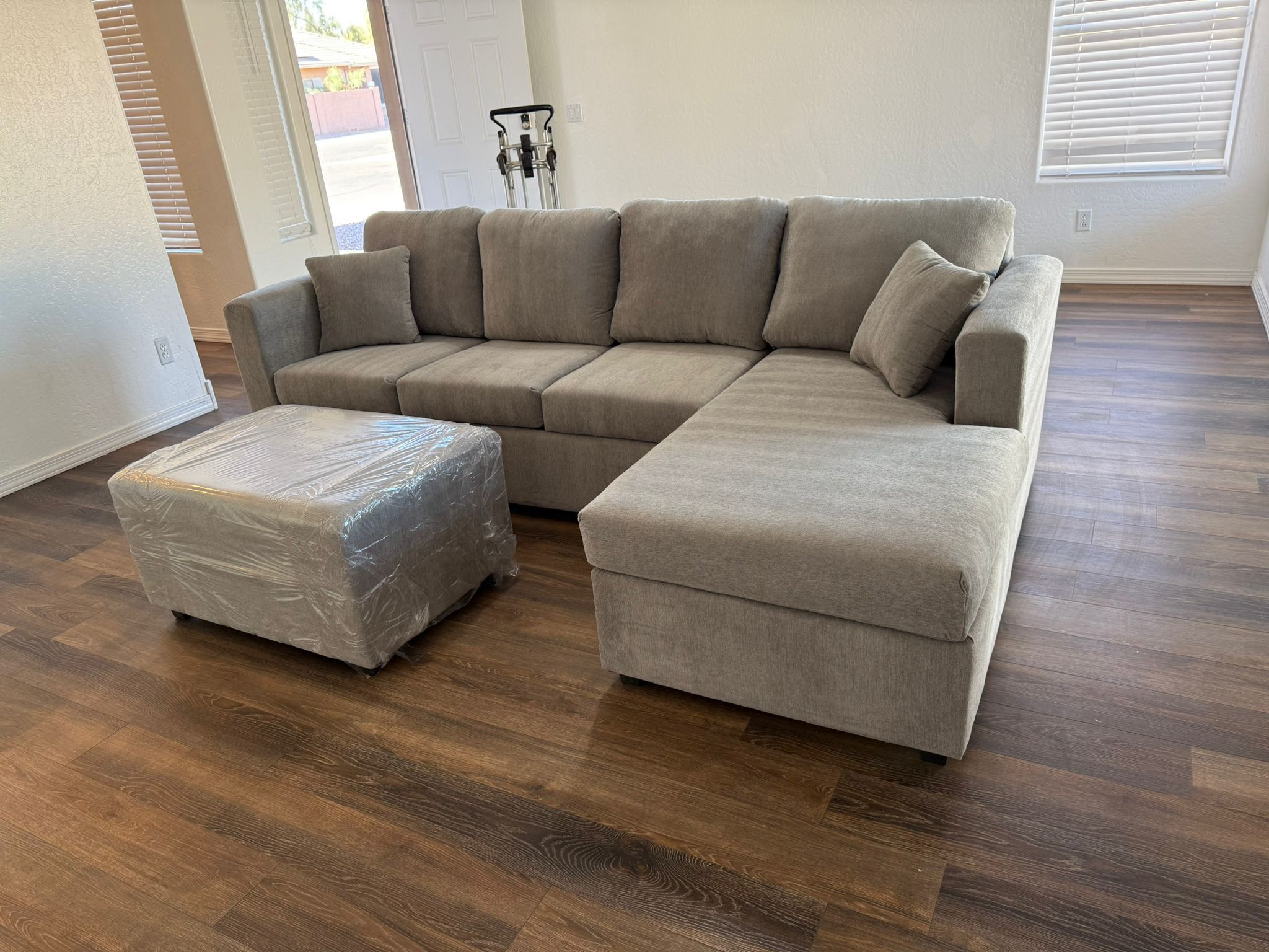 Brand New Grey Sectionals With Free Ottoman