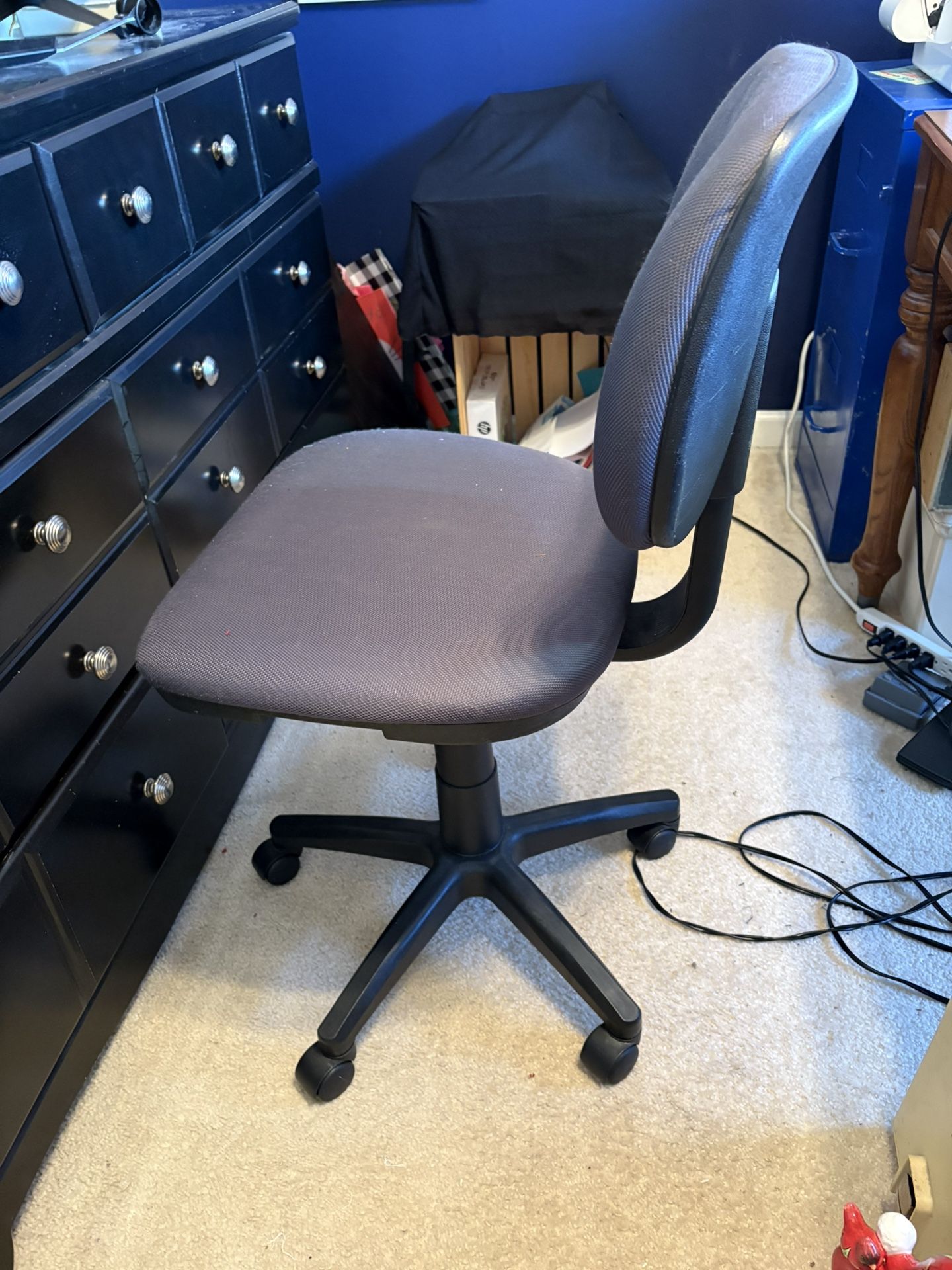 Swivel Desk Chair