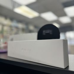 Apple Watch S8   45m Available 