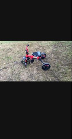 Kids Red Tricycle with Black Seat