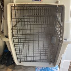 Large Travel Aire Dog Kennel 28” Tall 26” Wide And 35”deep 