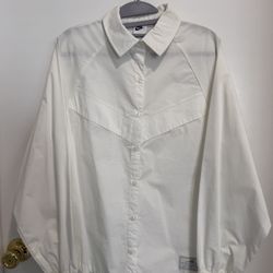 Nike White Button-Up Shirt – Women’s XS – Like New