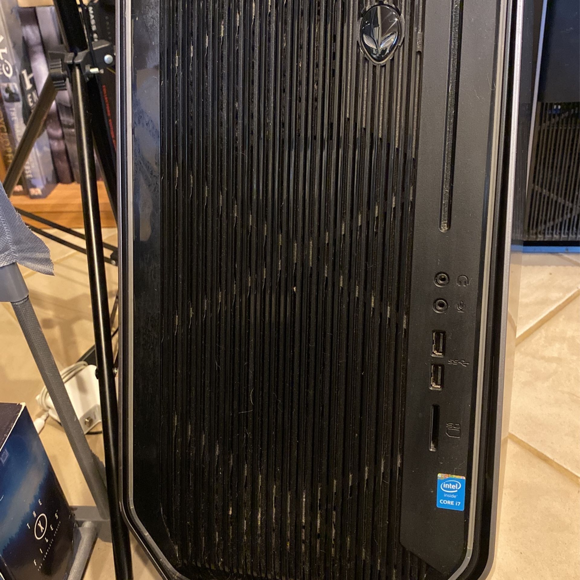 Alienware R2 Case with Alienware liquid cooling system for Sale in