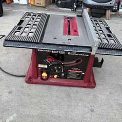 CHICAGO ELECTRIC 10 In. 15 Amp Benchtop Table Saw