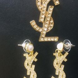 GOLD BROOCH & EARRING SET