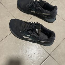 Size 14 Men Reebok Shoes 