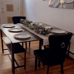 Dining room set