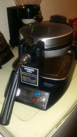 Waffle maker