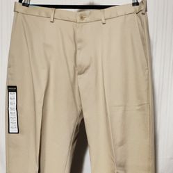 Haggar Men’s Pants 36x29 Classic Fit Flat Front Khaki Stretch NWOT

