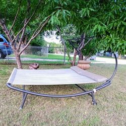 NICE Double Chaise Lounge Bed!