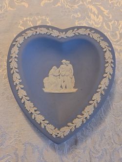 Wedgewood heart 4.5"x5" cash