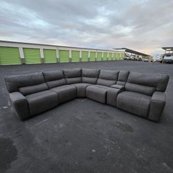 Zakary Fabric Power Reclining Sectional *DELIVERY AVAILABLE*