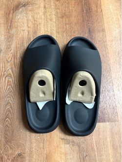 Yeezy Slides