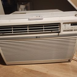 LG Large Room AC with Remote 15,000btu
