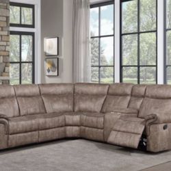 Recliner Sectional 