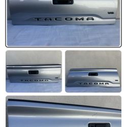 Silver Toyota Tacoma Tailgate