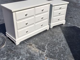 ✨ CLASSIC BAYFRONT SOLID WOOD DRESSER SET ✨