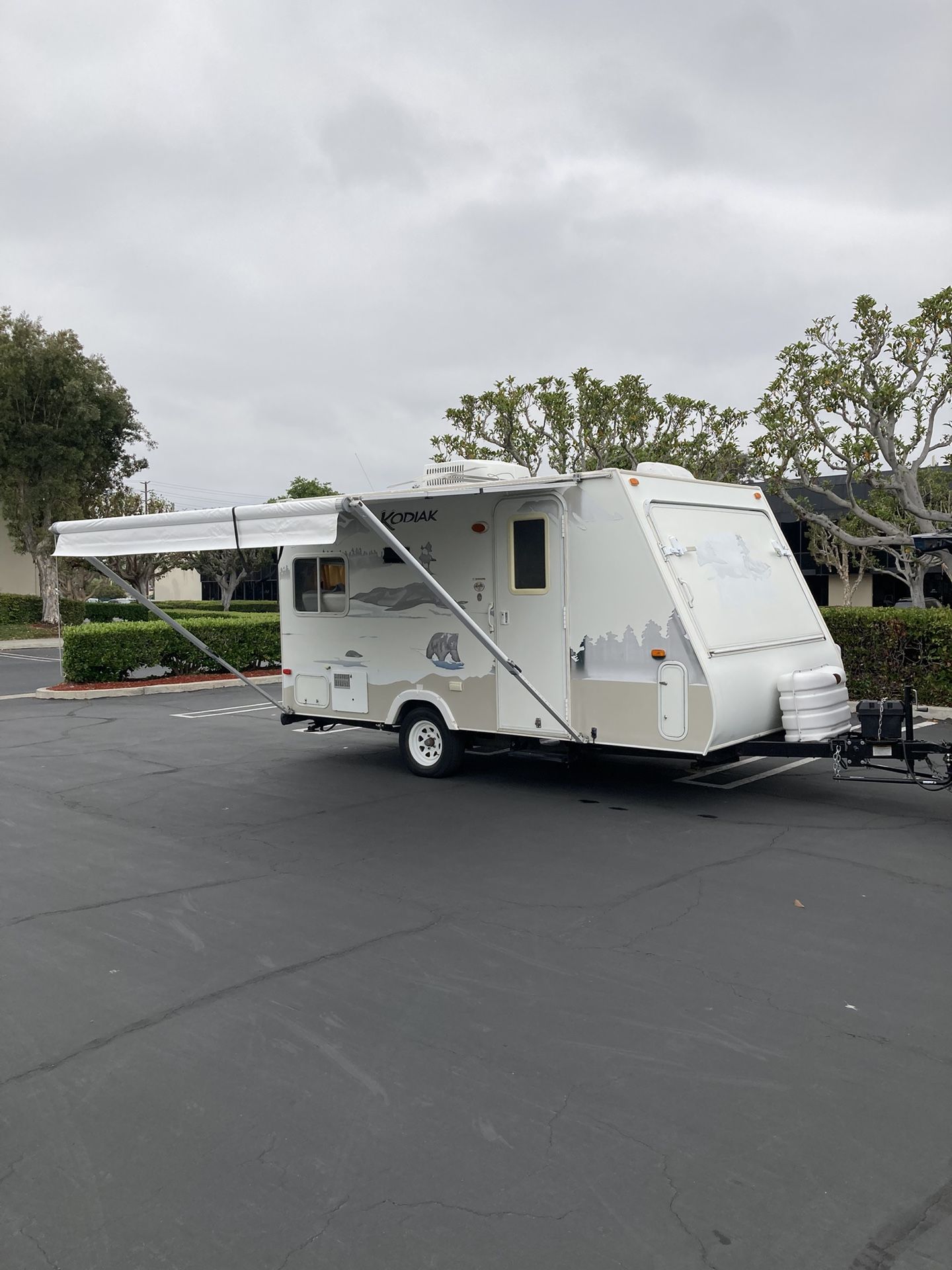 2006 Kodiak Thor Skamper HYbrid Trailer 17fl