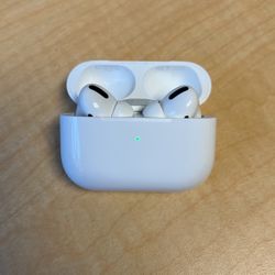 AirPods Pro (1st Gen)
