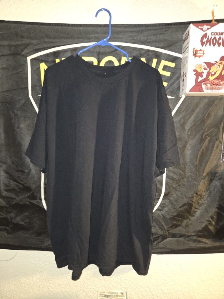 NEVER UNDERESTIMATE THE POWER OF A MAGANA" Size XL 