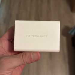 Hyper juice power bank fast charger