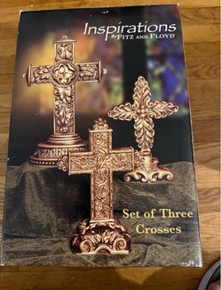 New With Tags Boxed 3 Pieces Crosses