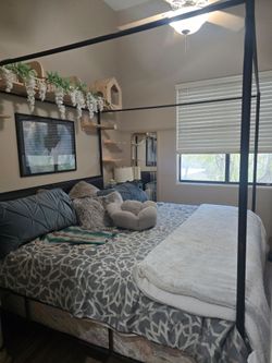 King Size Canopy Bed w mattress, topper, & box springs