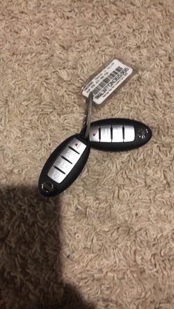 Nissan Altima 2016 keys